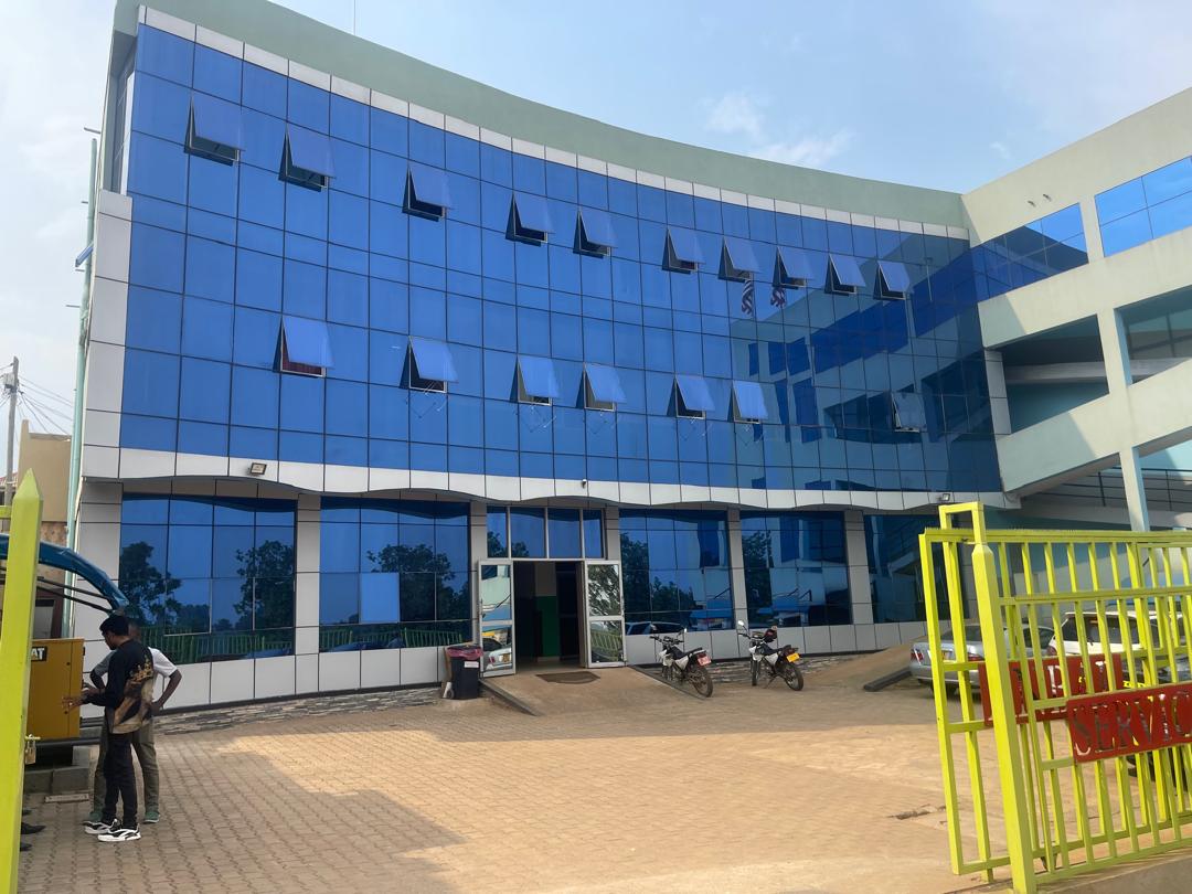 Anbar Hospital Front View & Parking